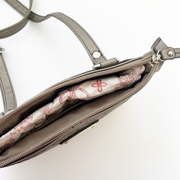 Relic crossbody bag - Picture 2 of 3